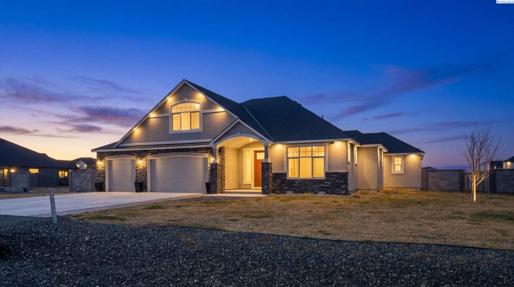 Photo of 89050 E Calico Road, Kennewick, WA 99338 (MLS # 290812)