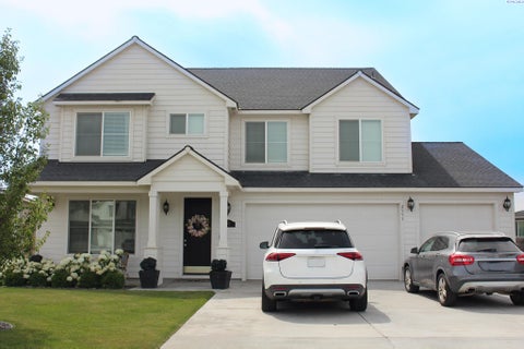 Photo of 2551 Anvil Ct, Richland, WA 99352 (MLS # 294238)