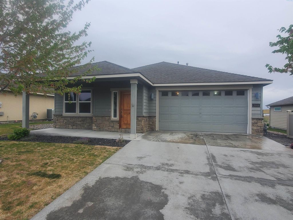 Photo of 2668 Sandpiper Loop, Richland, WA 99352 (MLS # 292120)