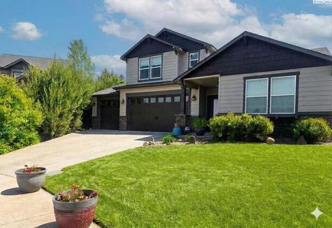 Photo of 515 NW Aspen Ct, Pullman, WA 99163 (MLS # 292956)