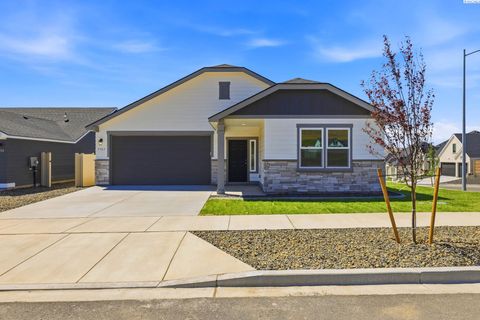 Photo of 3783 Corvina St, Richland, WA 99352 (MLS # 293294)