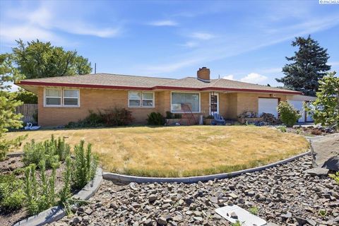 Photo of 20 N Neel St, Kennewick, WA 99336 (MLS # 293775)