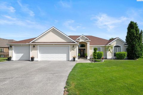 Photo of 488 Cherry Blossom Loop, Richland, WA 99352 (MLS # 293217)