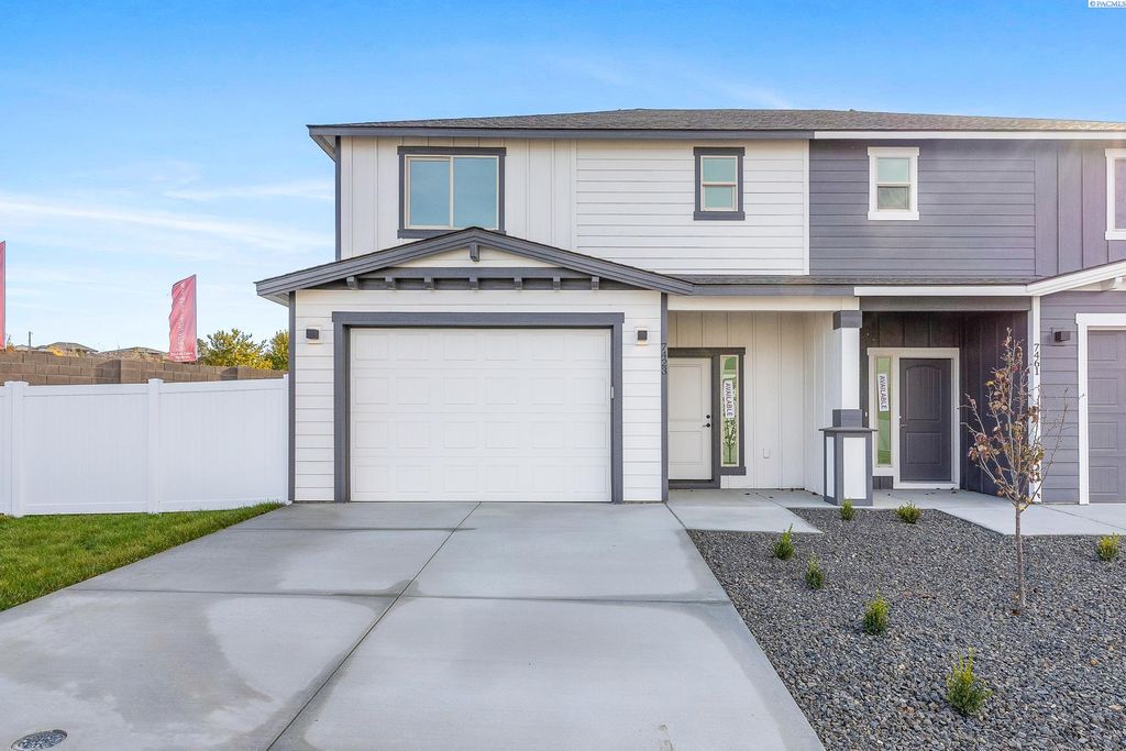Photo of 7423 Grapevine Ct, West Richland, WA 99353 (MLS # 288454)