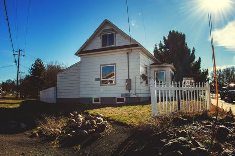 Photo of 100 D Street, Endicott, WA 99125 (MLS # 290658)