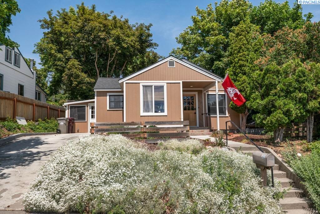 Photo of 312 NW Harrison St, Pullman, WA 99163 (MLS # 290548)