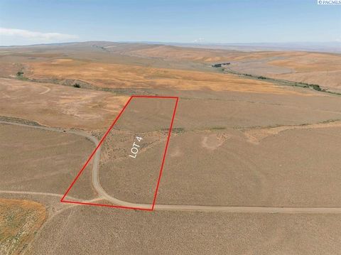 Photo of Lot 4 Turpin Rd, Mabton, WA 98935 (MLS # 294498)