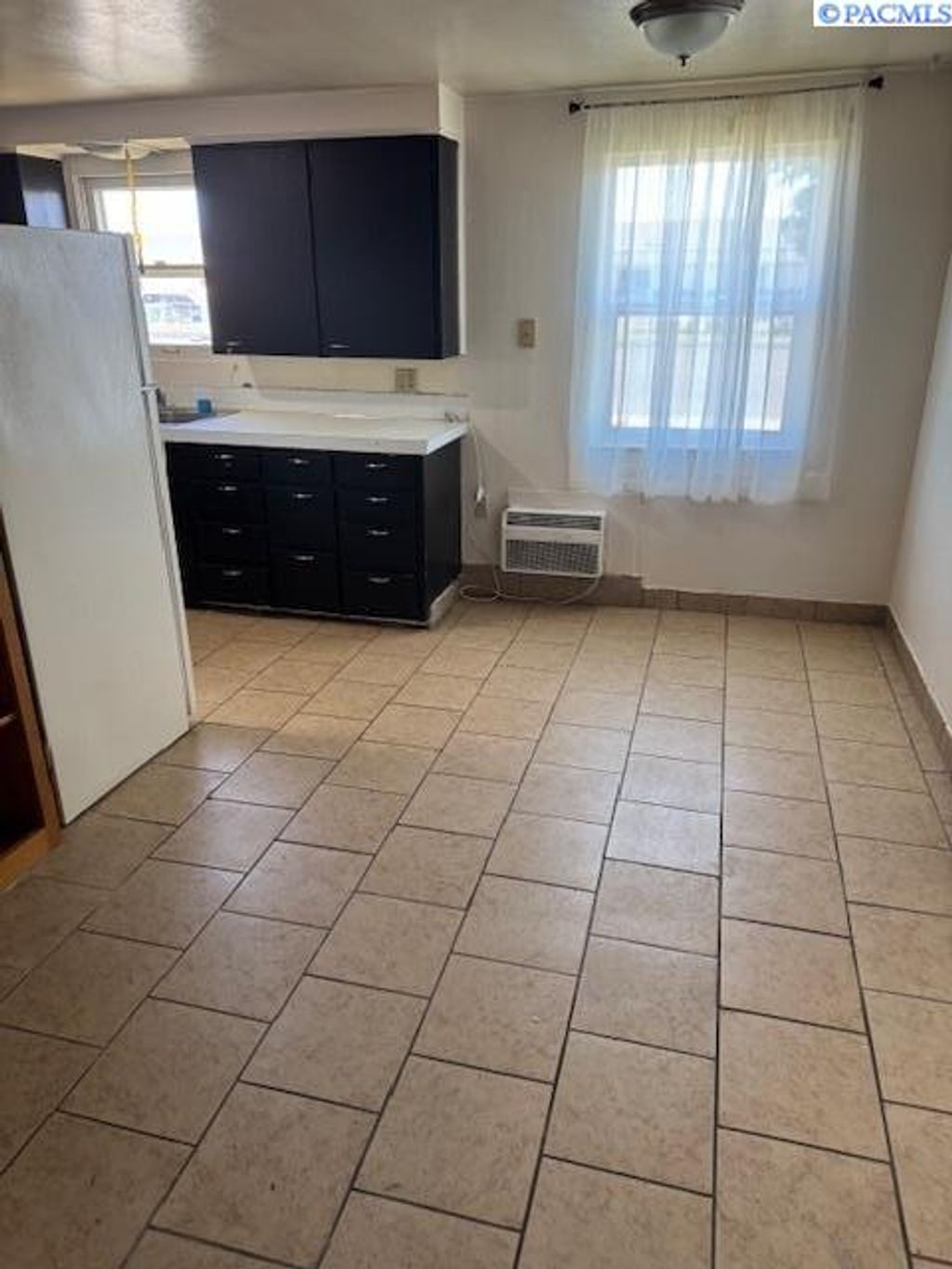 Photo of 807 S 16th Street, Sunnyside, WA 98944 (MLS # 288219)