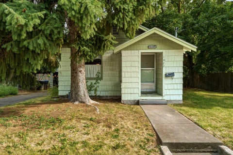 Photo of 1022 Hobson St, Walla Walla, WA 99362 (MLS # 294191)