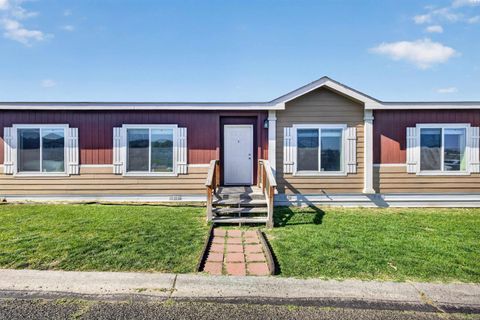 Photo of 200802 E Game Farm Rd #68 RD, Kennewick, WA 99337 (MLS # 292967)