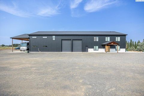 Photo of 246614 E Hover Rd, Kennewick, WA 99337 (MLS # 287101)