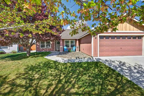Photo of 5730 Wailea Court, West Richland, WA 99353 (MLS # 292189)