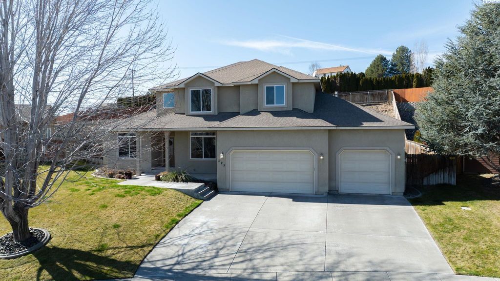 Photo of 325 Sell Ln, Richland, WA 99352 (MLS # 290957)