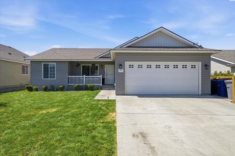 Photo of 1657 Brittlebush Ln, Richland, WA 99352 (MLS # 292543)