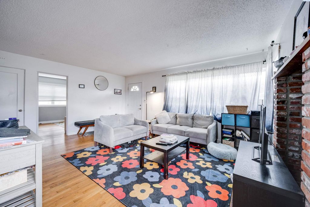 Photo of 715 NW Fisk St, Pullman, WA 99163 (MLS # 291179)