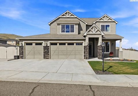 Photo of 664 Punkie Lane, Richland, WA 99352 (MLS # 291595)