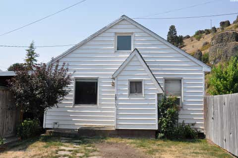 Photo of 105 E 7th Street, Colfax, WA 99111 (MLS # 295086)