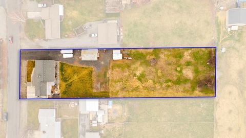 Photo of 1305 Road 68, Pasco, WA 99301 (MLS # 290403)