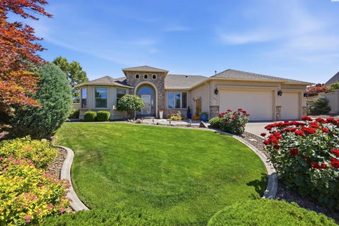 Photo of 601 Chateau Court, Richland, WA 99352 (MLS # 293612)