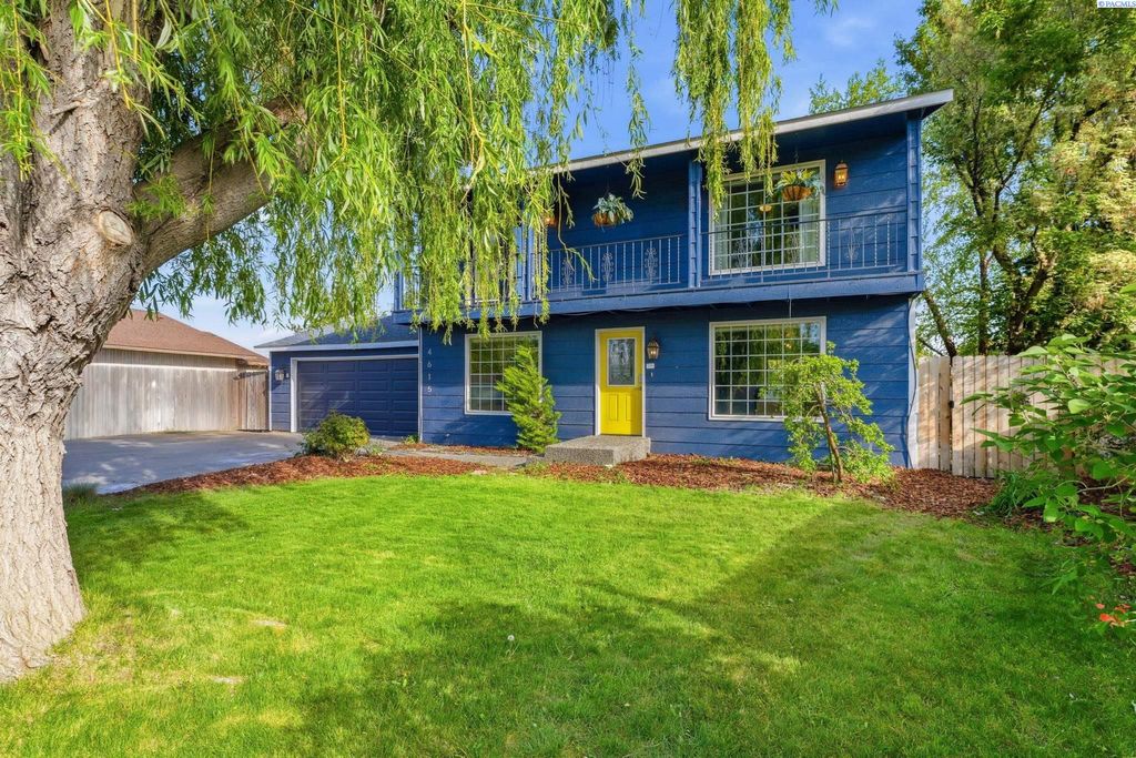 Photo of 4615 E Robin Court, West Richland, WA 99353 (MLS # 292323)