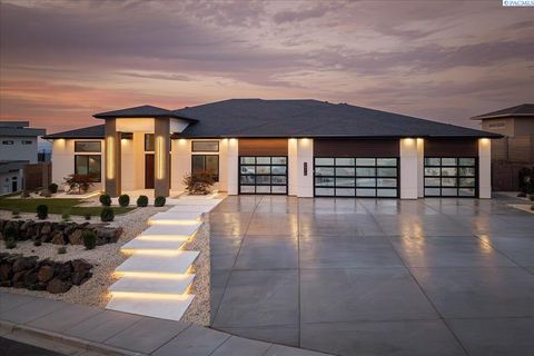 Photo of 7240 W 21st Ave, Kennewick, WA 99336 (MLS # 290719)