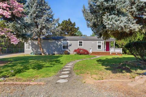 Photo of 1110 N Road 54, Pasco, WA 99301 (MLS # 292577)