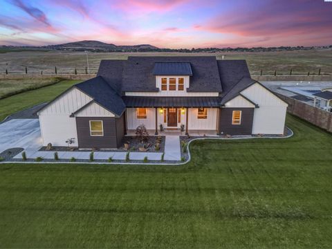 Photo of 7007 Grange St, Kennewick, WA 99338 (MLS # 293161)