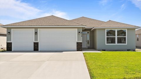 Photo of 8809 Dusty Maiden Dr, Pasco, WA 99301 (MLS # 292738)