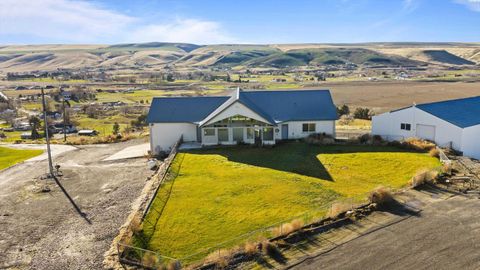 Photo of 61910 E Solar Prne Pr, Benton City, WA 99320 (MLS # 289577)