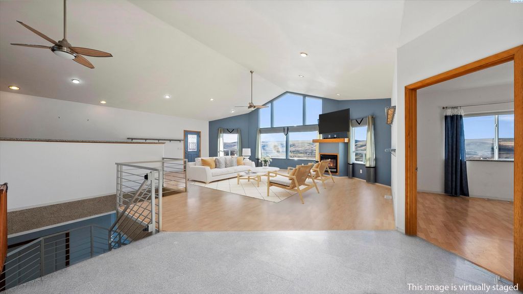 Photo of 61910 E Solar Prne Pr, Benton City, WA 99320 (MLS # 289577)