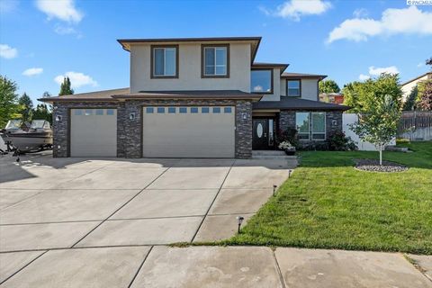 Photo of 3920 Peppertree Ct, Pasco, WA 99301 (MLS # 288598)