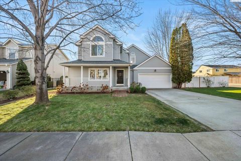 Photo of 1621 W 24th Ave, Kennewick, WA 99337 (MLS # 289661)