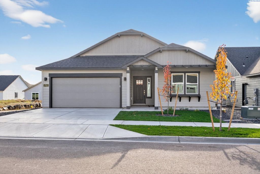 Photo of 3705 Stonecap St, Richland, WA 99352 (MLS # 291277)