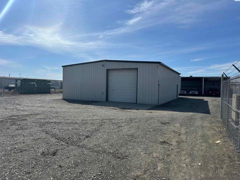 Photo of 2407 N Commercial Ave #C, Pasco, WA (MLS # 287569)