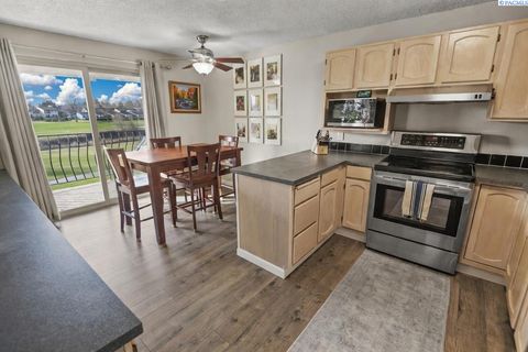 Photo of 303 Gage Blvd #315, Richland, WA 99352 (MLS # 290832)