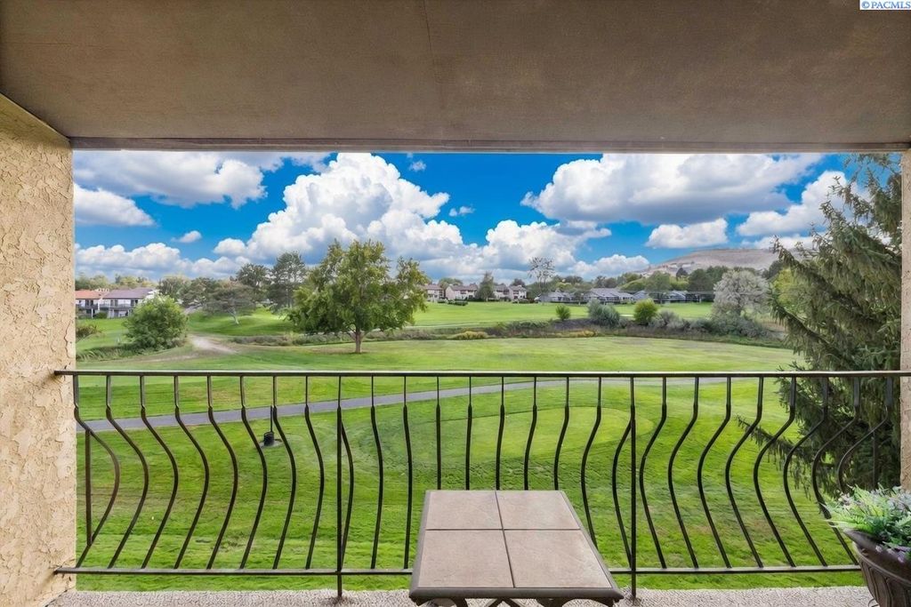 Photo of 303 Gage Blvd #315, Richland, WA 99352 (MLS # 290832)