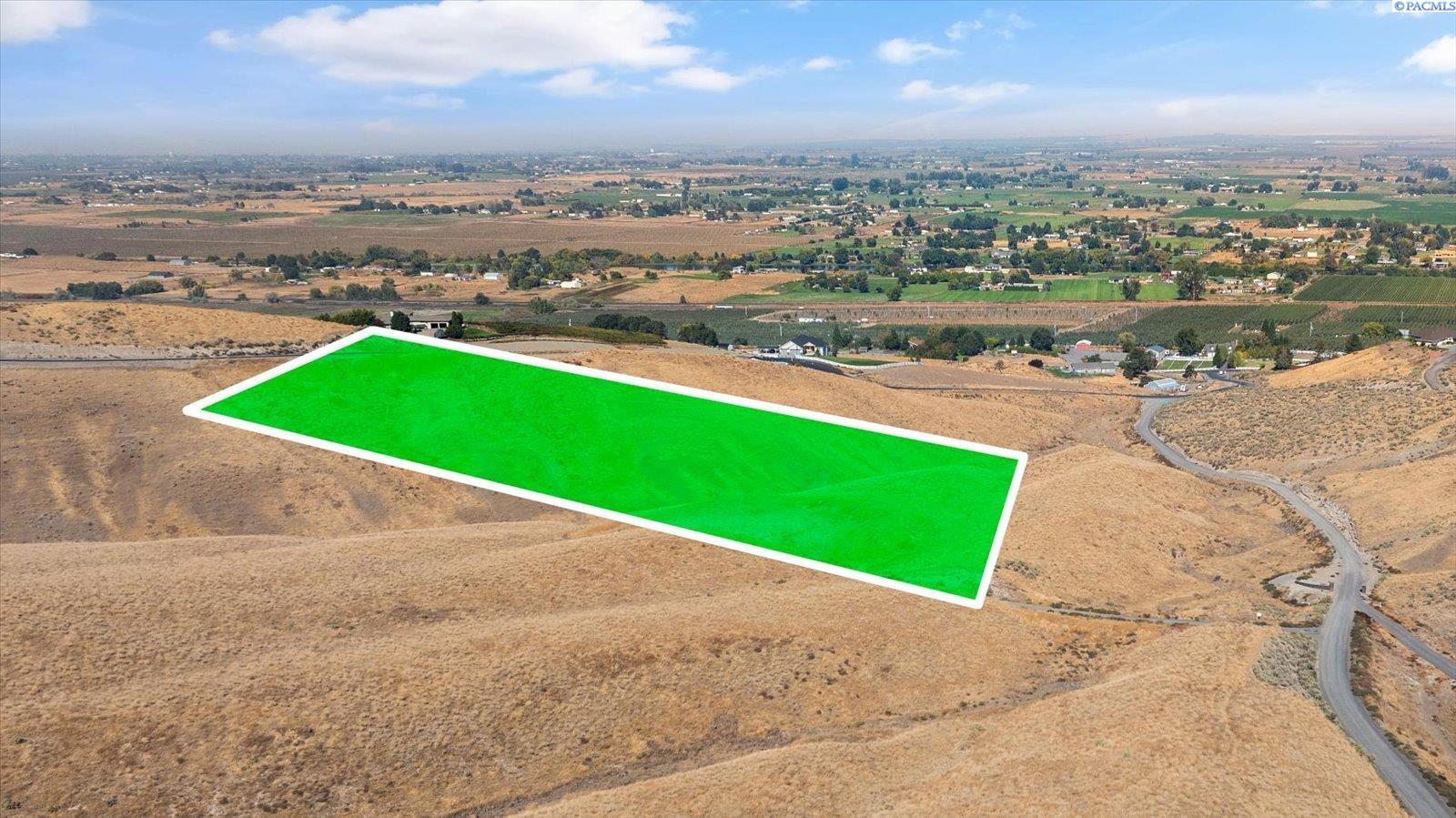 Photo 1 of 18 — NKA 1522 Pr Sw, Prosser, WA 99350