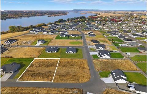 Photo of 12727 Blackfoot Dr, Pasco, WA 99301 (MLS # 293124)