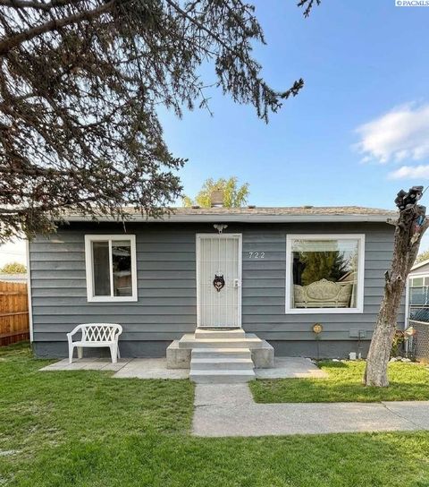 Photo of 722 S Date St, Kennewick, WA 99336 (MLS # 293159)