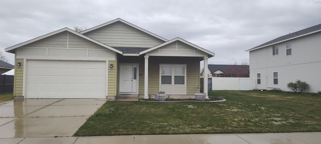 Photo of 4405 Phoenix Ln, Pasco, WA 99301 (MLS # 291570)