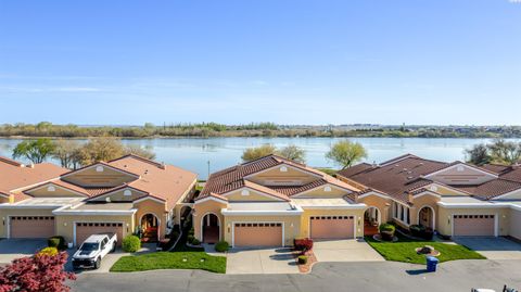 Photo of 164 Bradley Boulevard, Richland, WA 99352 (MLS # 292001)