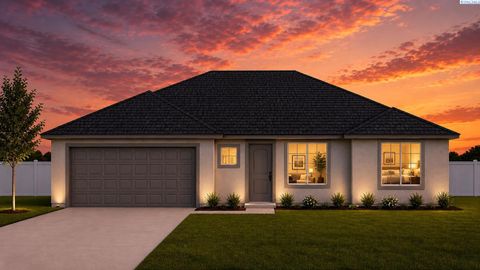 Photo of 204 Olivera Street, Grandview, WA 98930 (MLS # 292699)