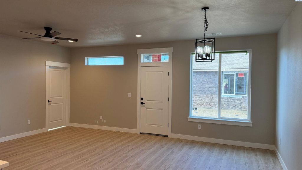 Photo of 8806 Silver Mound Dr #B, Pasco, WA 99353 (MLS # 289597)