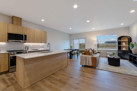 Photo of 4533 Road 114, Pasco, WA 99301 (MLS # 290078)