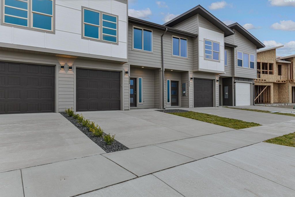 Photo of 4533 Road 114, Pasco, WA 99301 (MLS # 290078)