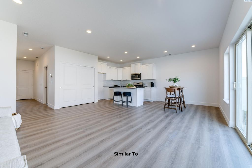 Photo of 7596 Grapevine Ct, West Richland, WA 99353 (MLS # 290327)