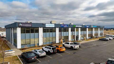 Photo of 2920 George Washington Way, Richland, WA 99352 (MLS # 290371)