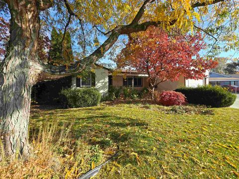 Photo of 1604 Johnston Ave, Richland, WA 99354 (MLS # 288803)