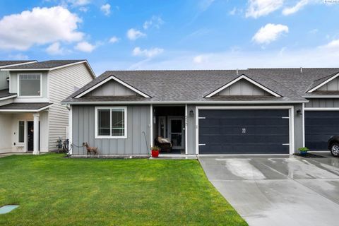 Photo of 5520 Remington Drive, Pasco, WA 99301 (MLS # 292380)