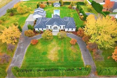 Photo of 1709 N Road 80, Pasco, WA 99301 (MLS # 288681)